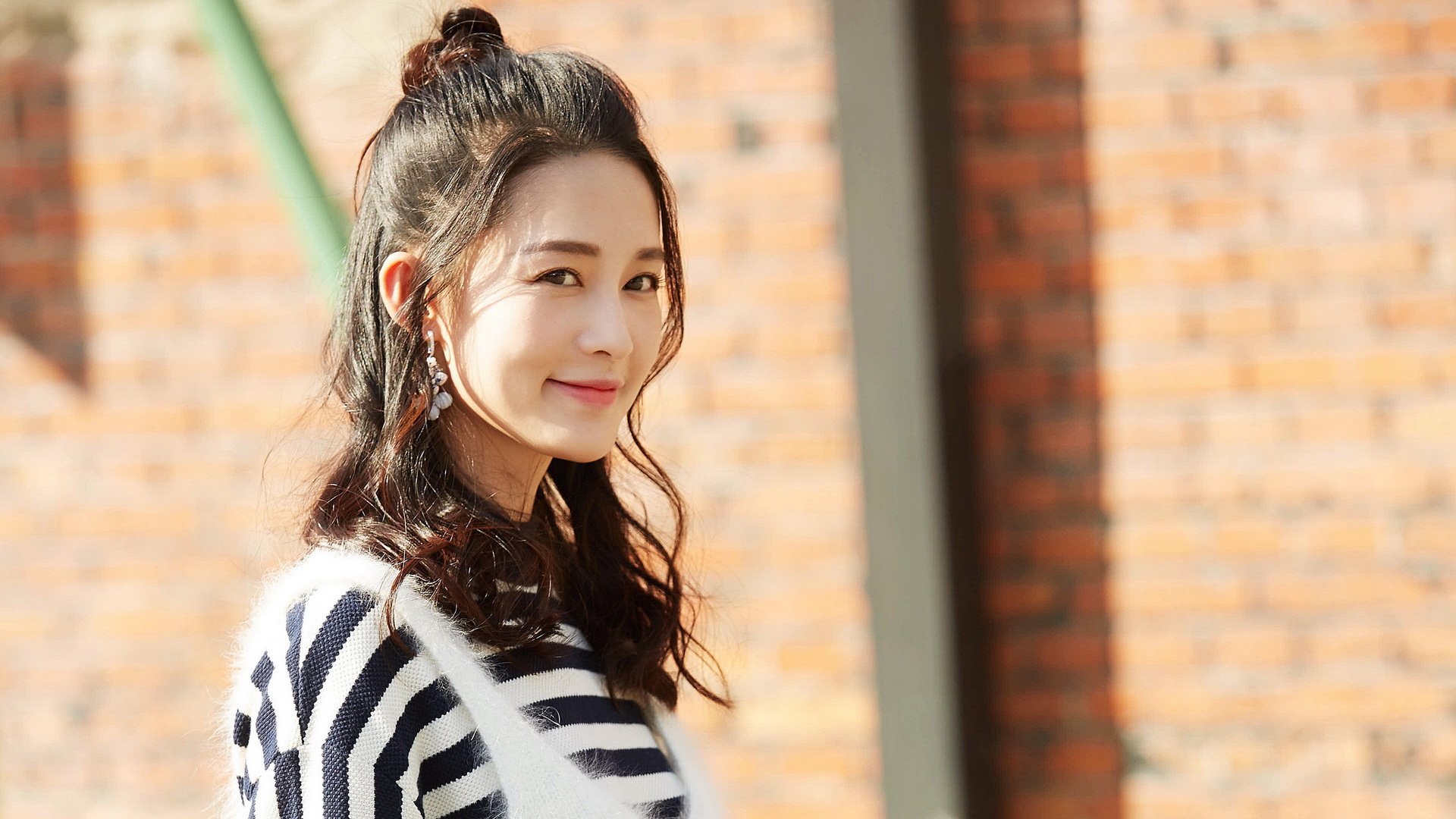 开云·Kaiyun网页版-英国女泳队自由泳划频节奏精准，英国男子自由泳选手